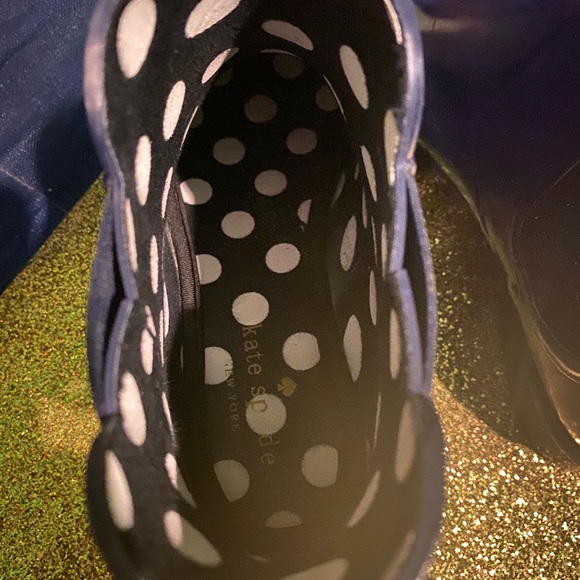 KATE SPADE DEEP NAVY POLKA DOT RAIN ANKLE Boots LUX GUC 1 FLAW - Picture 11 of 15
